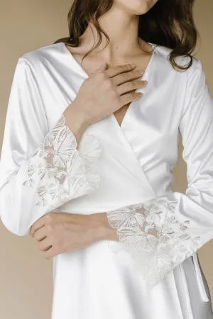 Agathe Short Robe- White