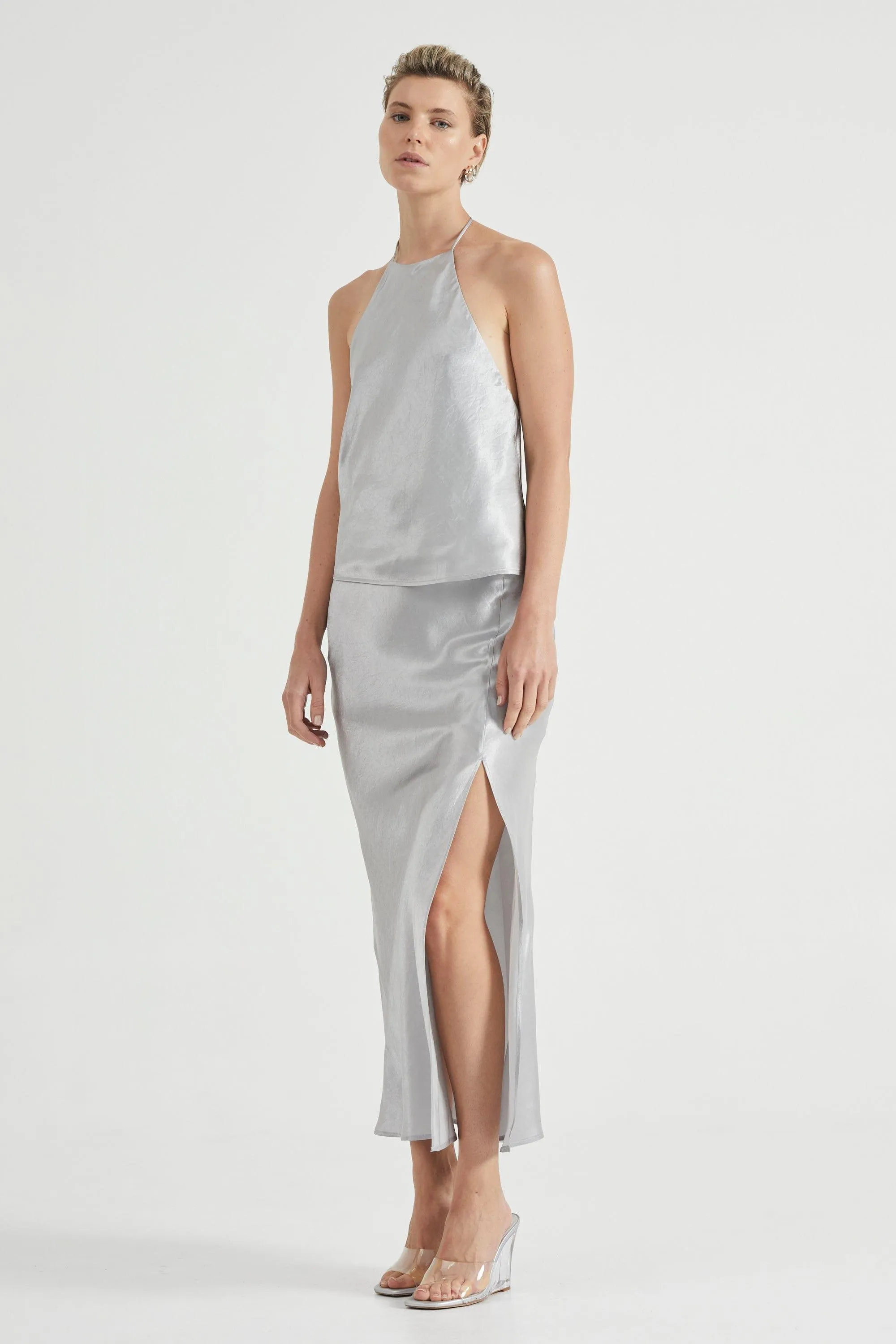 CRUSH BIAS HALTER TOP | SILVER