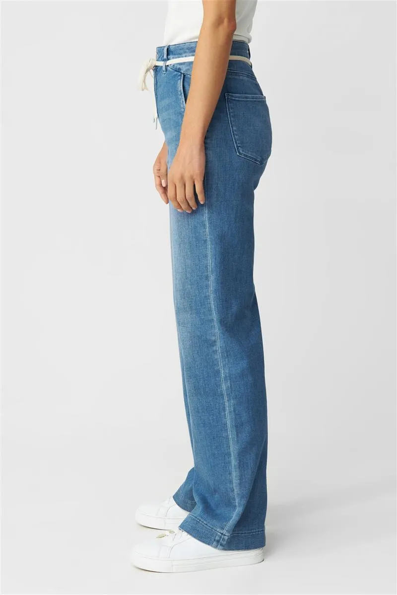 DAWN Dew Flared Soft Denim French Pocket medium blue