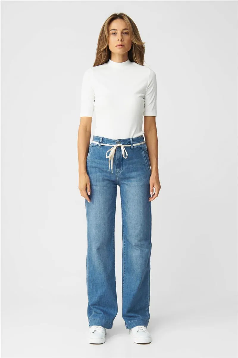 DAWN Dew Flared Soft Denim French Pocket medium blue