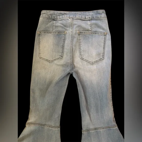 Free People Women’s Flared Denim Jeans Size 24