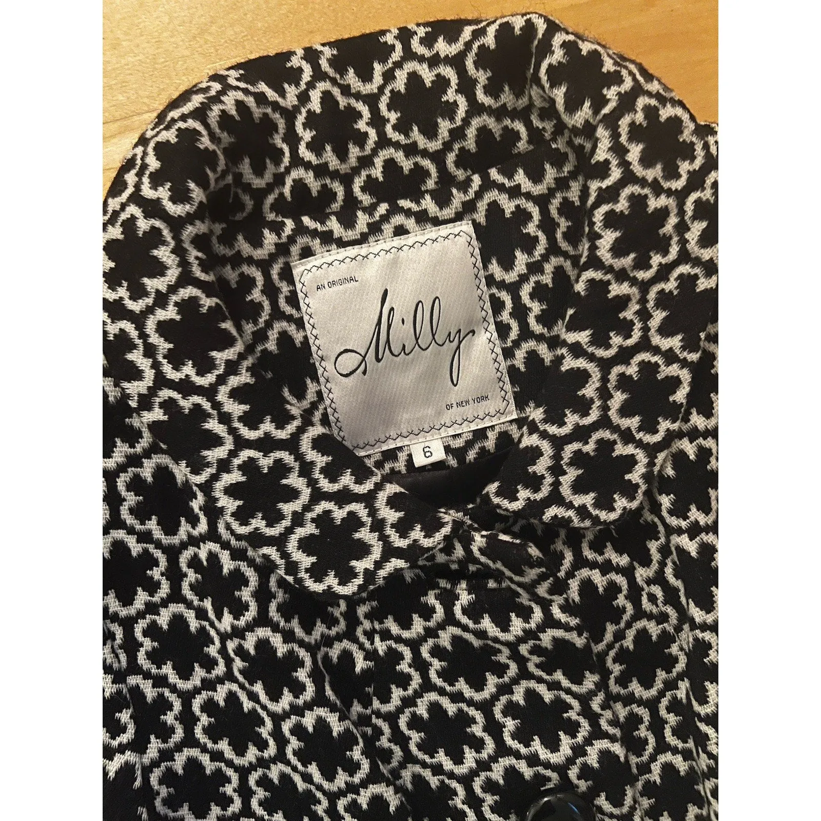 Milly Women's of New York Woven Printed Peacoat – Daisy Floral Black & White (Size 6)