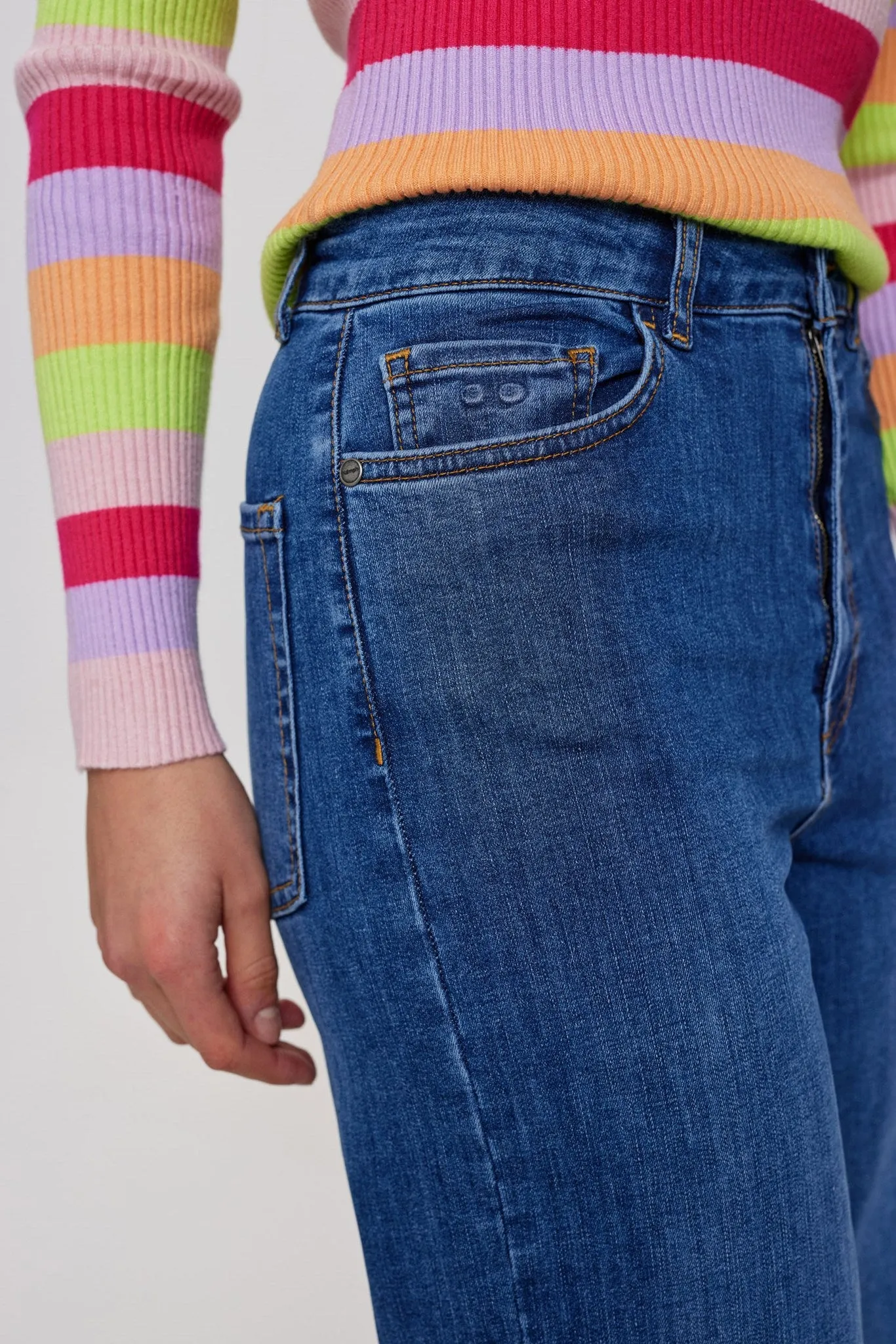 NUPARIS JEANS CROPPED  MED BLUE - Medium Blue Denim
