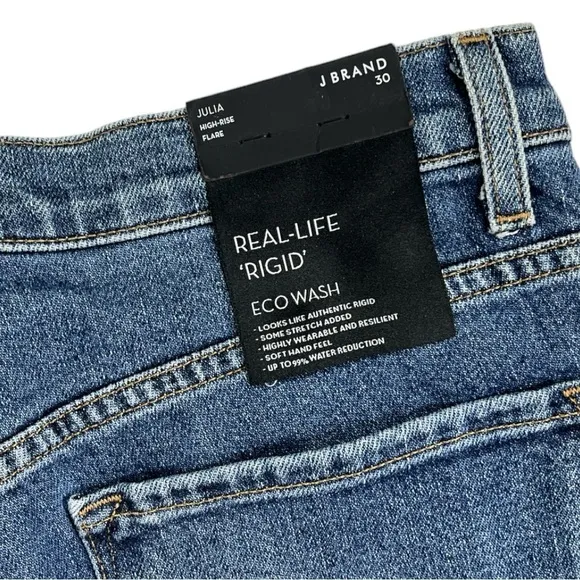 NWT J Brand Julia High Rise Flared Jeans size 30 in Metropole