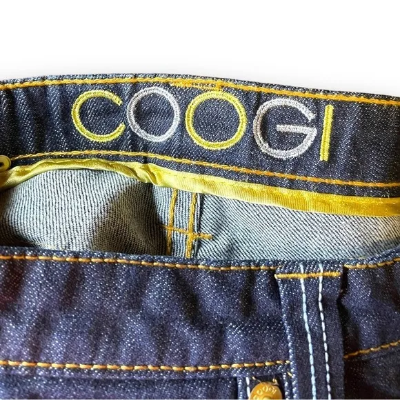 NWT Women’s COOGI Rhinestone Embellished Dark Jeans - Size 9/10