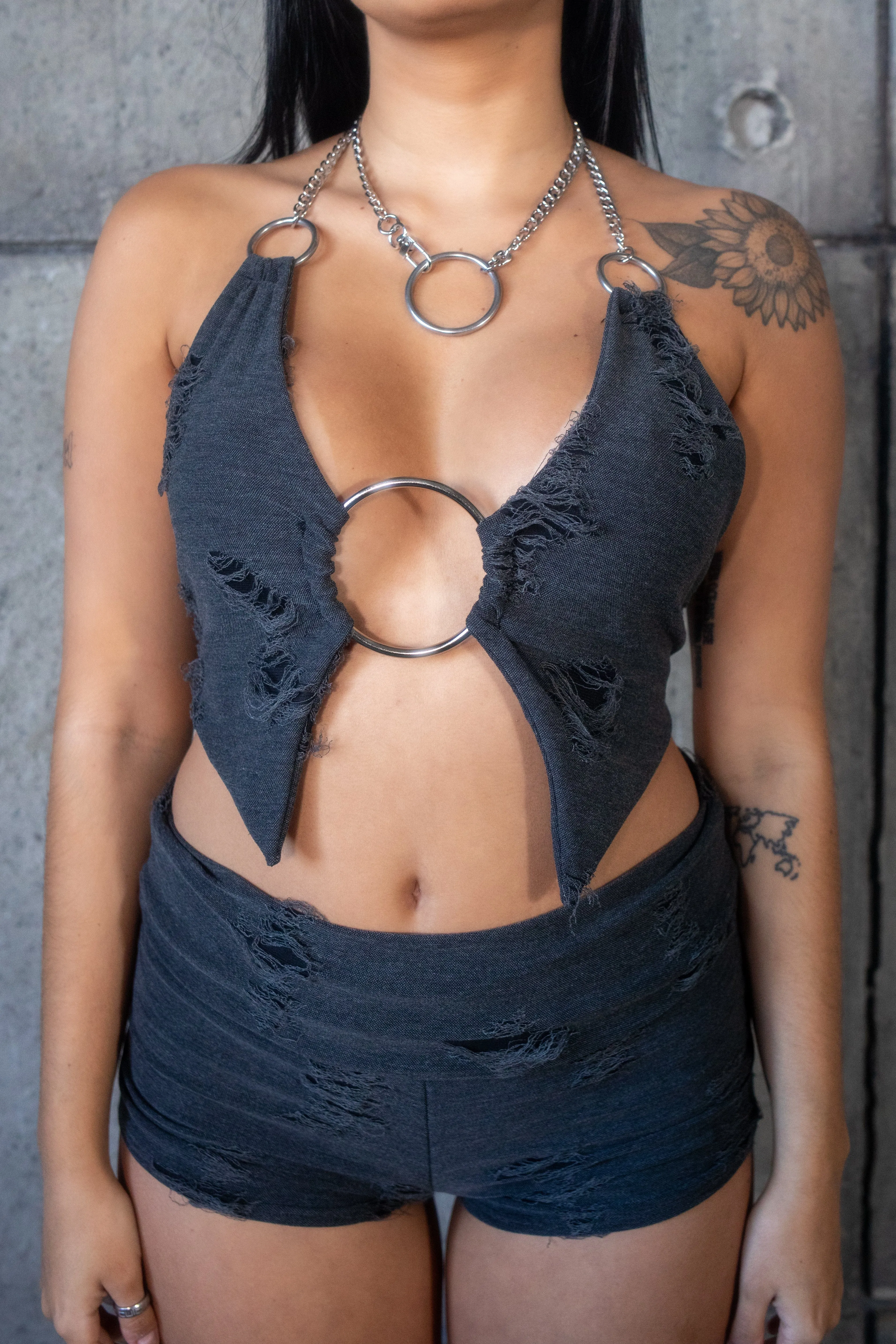 SAHARA Charcoal Distressed Top