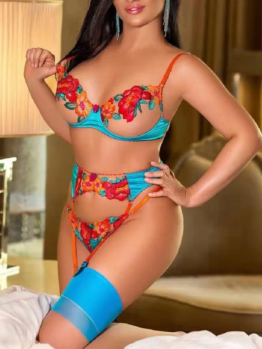 Satin Applique Underwire Lingerie 3 Piece Set MSL017