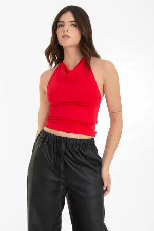 Top corto cuello halter fluido escote espalda