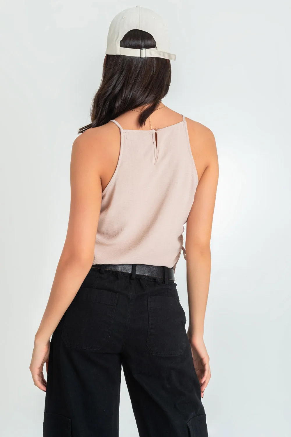 Top halter tirantes con jaretas laterales
