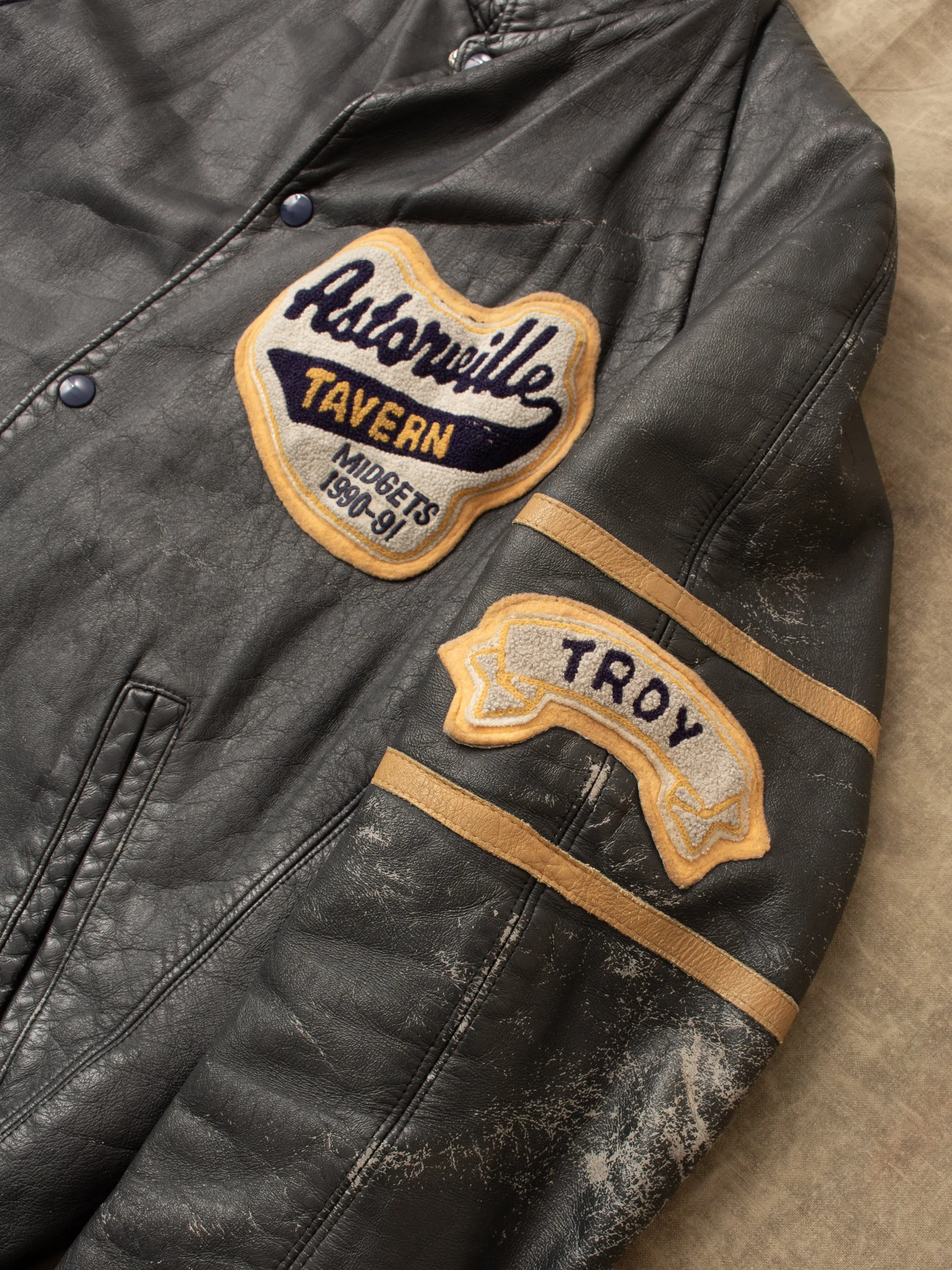 Vintage 1990-91 Astonville Tavern Leather Varsity Jacket Size 40