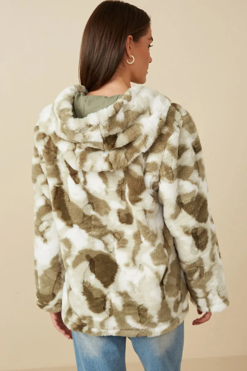 Womens Camo Print Plush Hooded Jacket